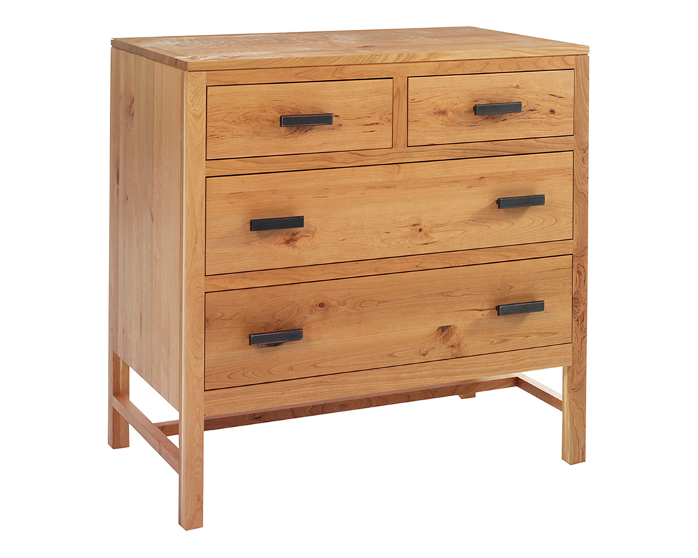 Lynnwood Small Chest Of Drawers.