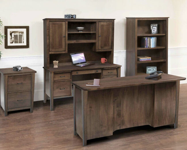 Woodland Executive Desks | Green Acres Home Furnishings