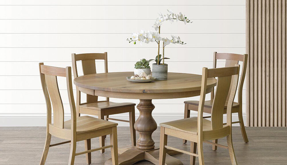 Alana single pedestal table with Maverick chairs.