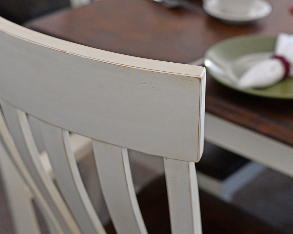 LL615326 Vintage Table Set.