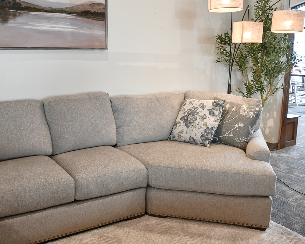 Smith Brothers 8000 Sectional_03.