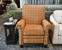 Smith Brothers Recliner 704_01.